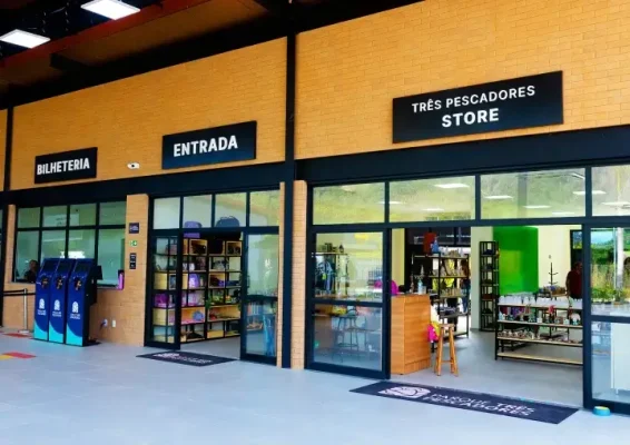 centro-dos-visitantes-parque-tres-pescadores-03-1